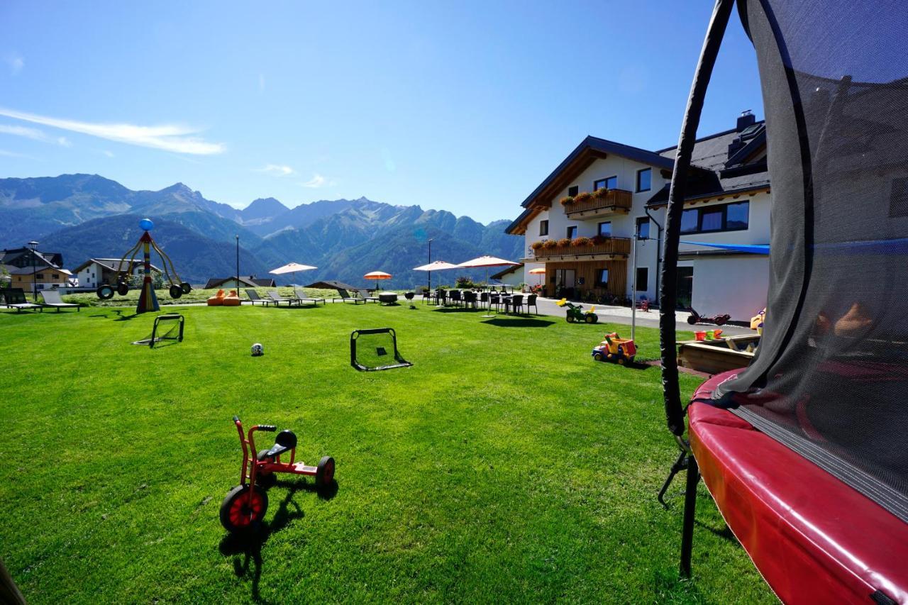 Apart-Hotel Alpinsonnenresidenz ฟิสส์ ภายนอก รูปภาพ