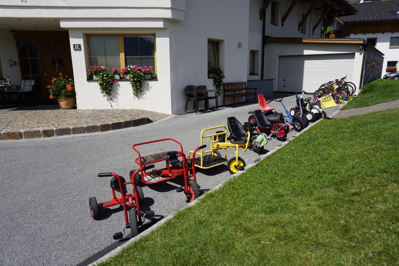 Apart-Hotel Alpinsonnenresidenz ฟิสส์ ภายนอก รูปภาพ
