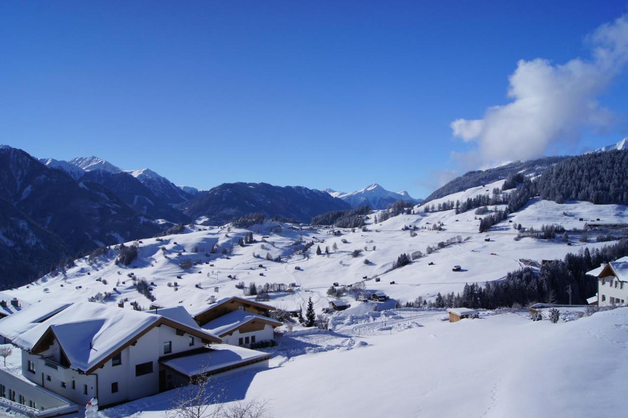 Apart-Hotel Alpinsonnenresidenz ฟิสส์ ภายนอก รูปภาพ