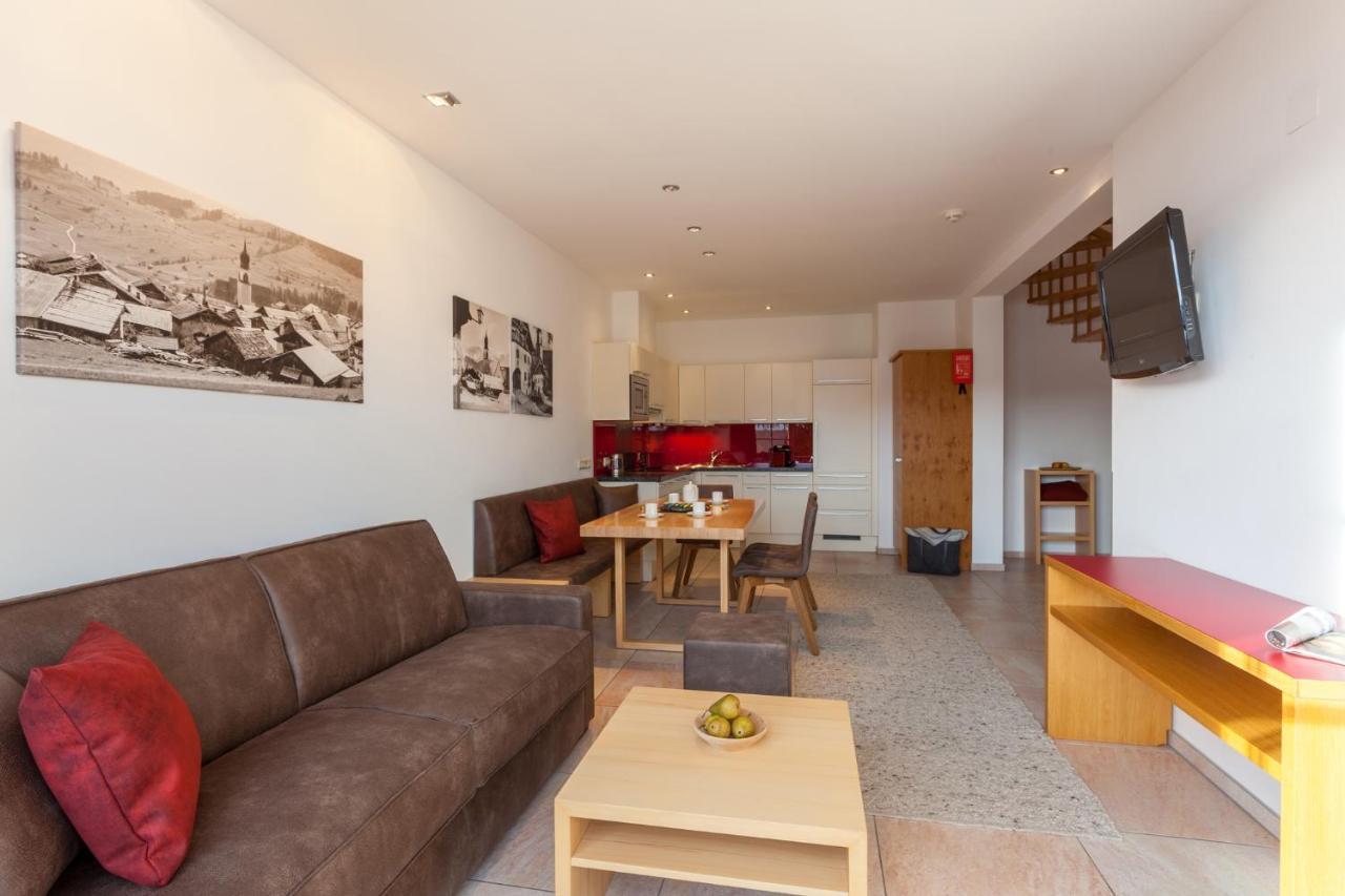 Apart-Hotel Alpinsonnenresidenz ฟิสส์ ภายนอก รูปภาพ