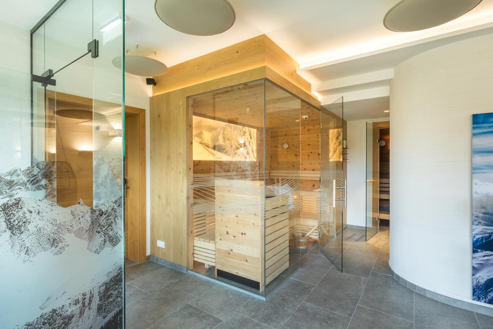 Apart-Hotel Alpinsonnenresidenz ฟิสส์ ภายนอก รูปภาพ